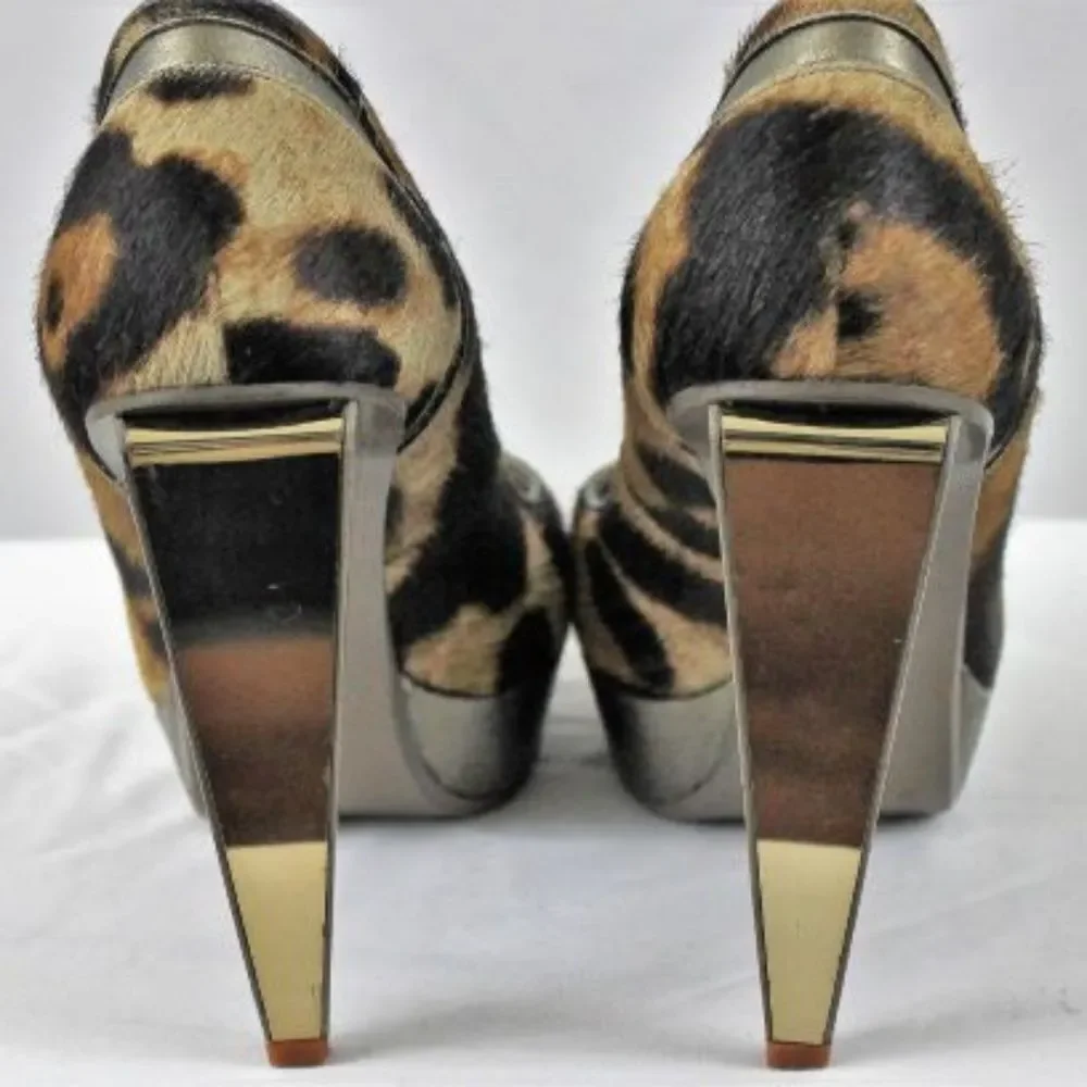 Versace Animal Print Heels (Size: 10)